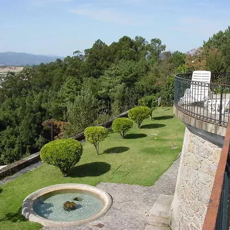 Casa Dos Lagos - 3* Braga