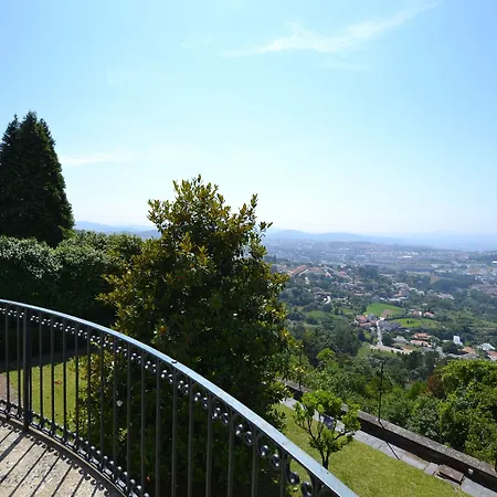 Alojamento de Acomodação e Pequeno-almoço Casa Dos Lagos - 3*